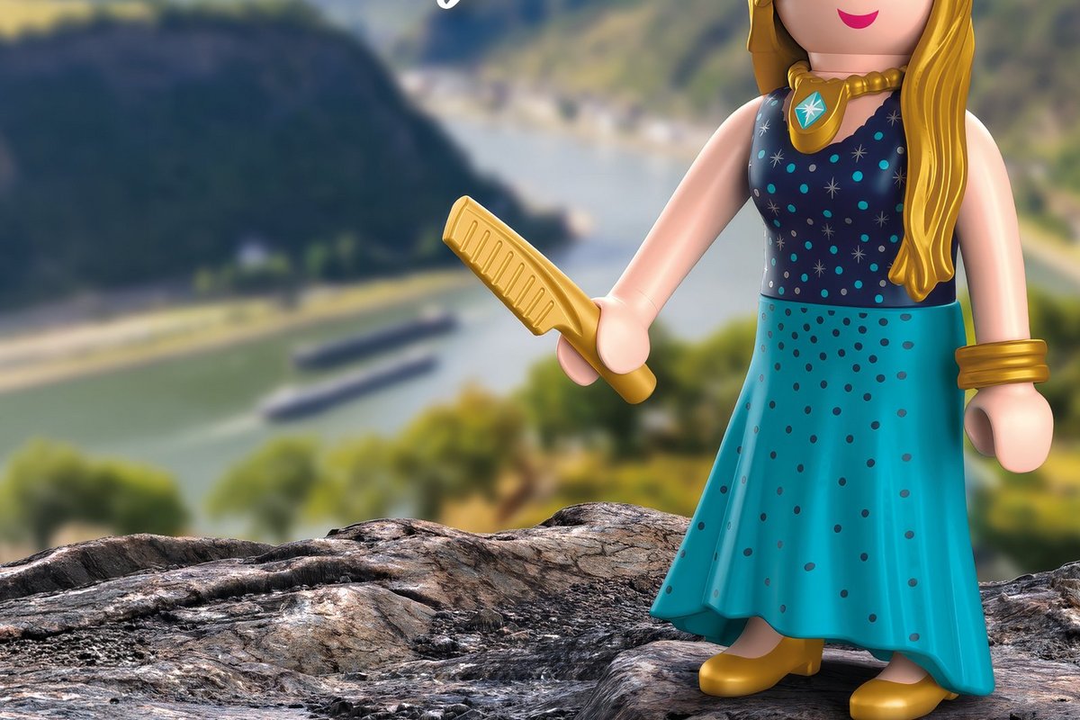Playmobil Loreley auf dem Felsen