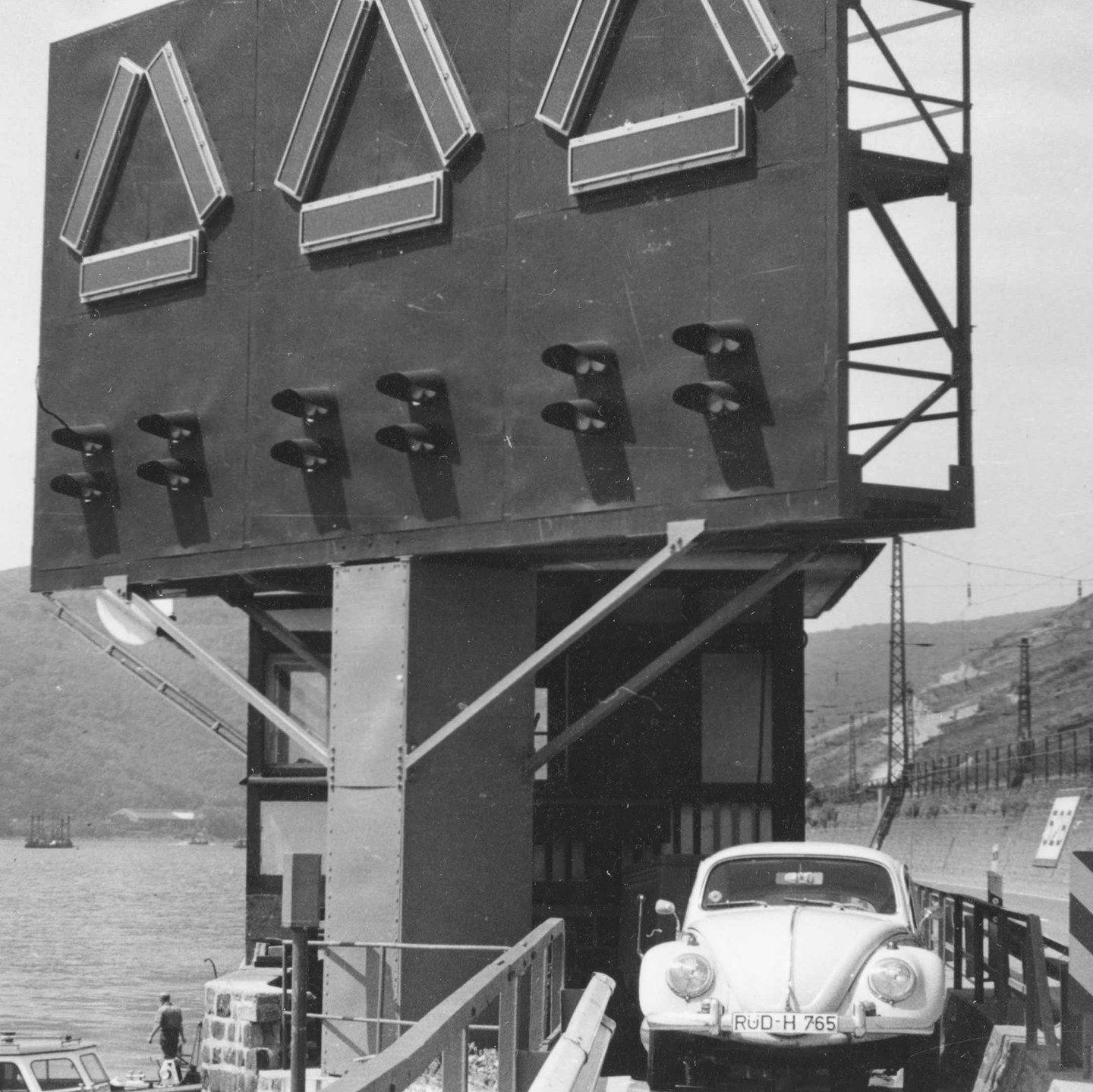 Vorsignal gegenüber der Kraus-Aue bei Rüdesheim 1972