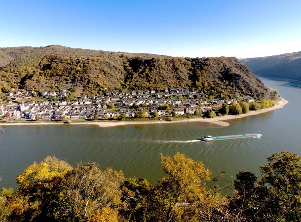 Der Ort Kestert am Rhein